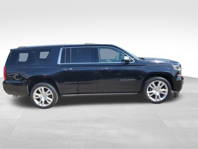 Used 2017 Chevrolet Suburban Premier AWD/4WD image 3