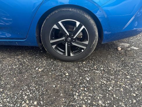 Used 2025 Nissan Sentra SV image 25