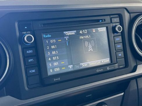 Used 2017 Toyota Tacoma SR5 w/ Tow Package image 14