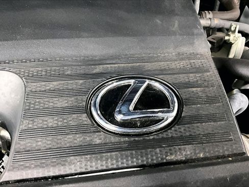 Used 2024 Lexus NX 250 FWD image 32