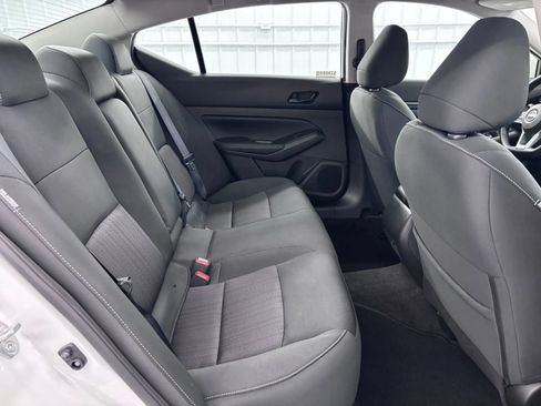 Used 2024 Nissan Altima 2.5 SV w/ SV Premium Package AWD/4WD image 33