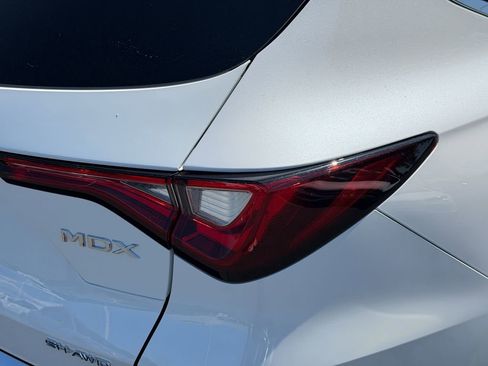 Certified 2024 Acura MDX SH-AWD w/ Technology Package image 6