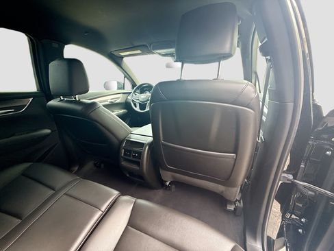 Used 2024 Cadillac XT5 Luxury FWD image 27