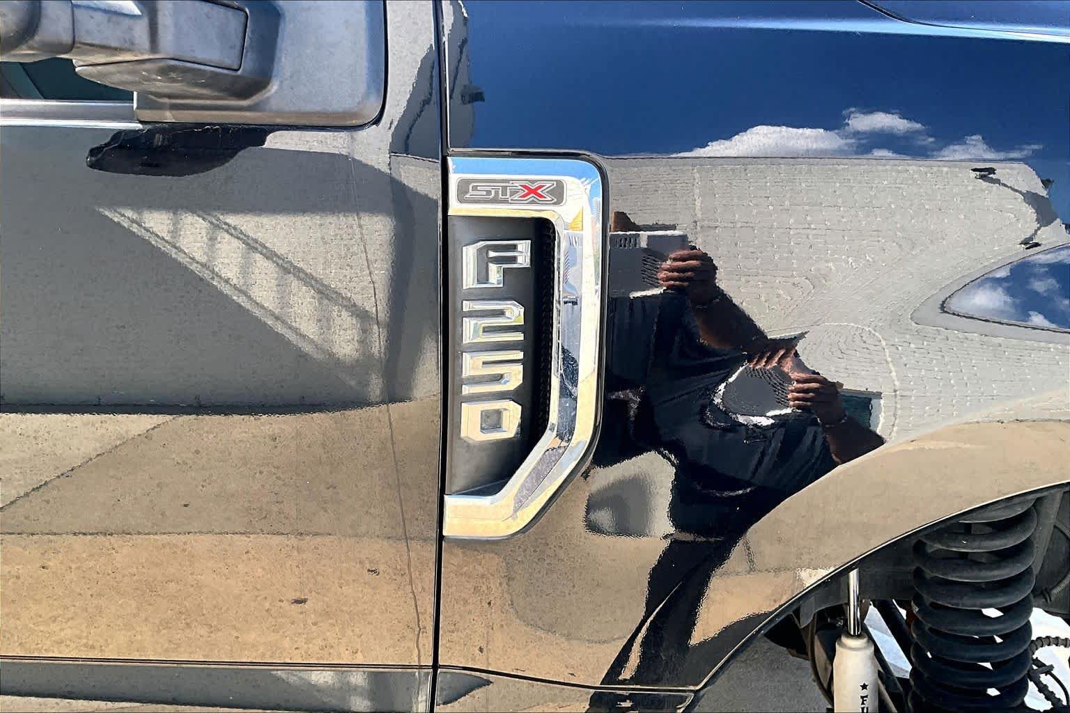 Used 2018 Ford F250 XL w/ STX Appearance Package AWD/4WD image 29