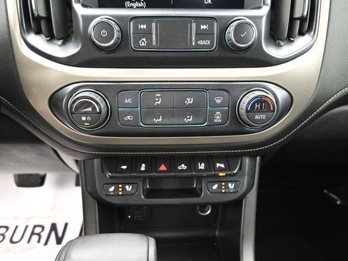 Used 2021 GMC Canyon Denali image 9