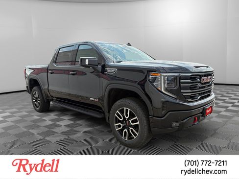 Used 2026 GMC Sierra 1500 AT4 w/ AT4 Premium Package AWD/4WD image 4