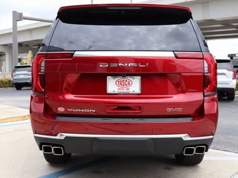 New 2025 GMC Yukon Denali image 5