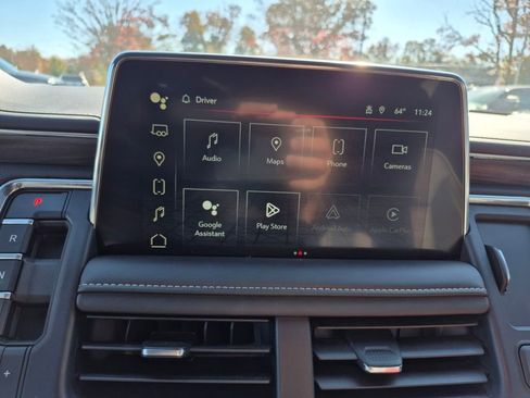 Used 2024 GMC Yukon Denali RWD image 10