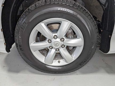Used 2018 Lexus GX 460 w/ Navigation Package AWD/4WD image 3