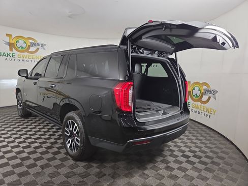 Certified 2023 GMC Yukon XL AT4 AWD/4WD image 32