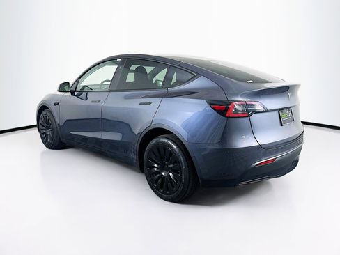 Used 2023 Tesla Model Y Long Range image 5