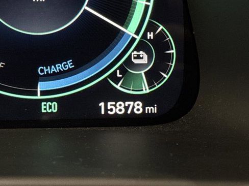 Used 2023 Hyundai Sonata Limited w/ Cargo Package image 6