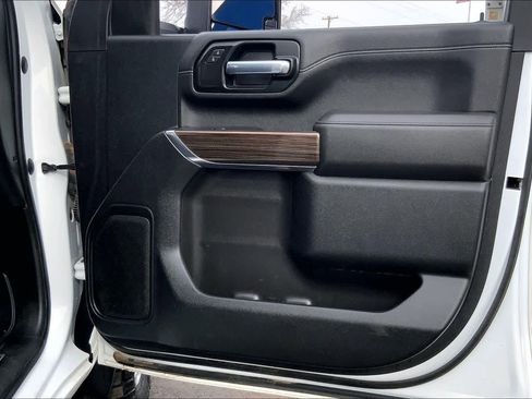 Used 2021 Chevrolet Silverado 2500 LT w/ Z71 Off-Road Package image 23