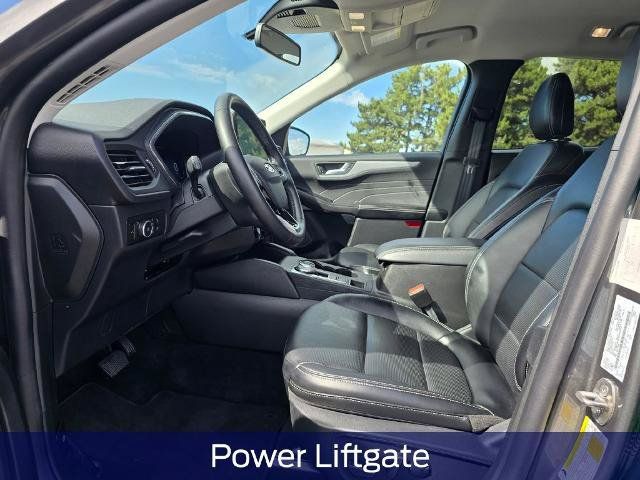 Certified 2025 Ford Escape Platinum AWD/4WD image 11