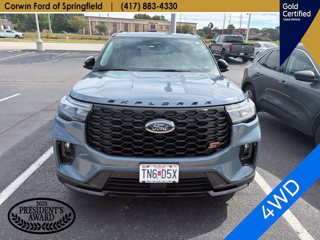 Used 2025 Ford Explorer ST w/ Sun And Sound Package AWD/4WD image 2
