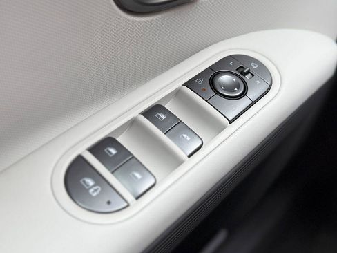 New 2026 Hyundai Ioniq 5 SEL image 22