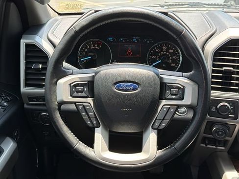 Used 2019 Ford F150 Lariat AWD/4WD image 23