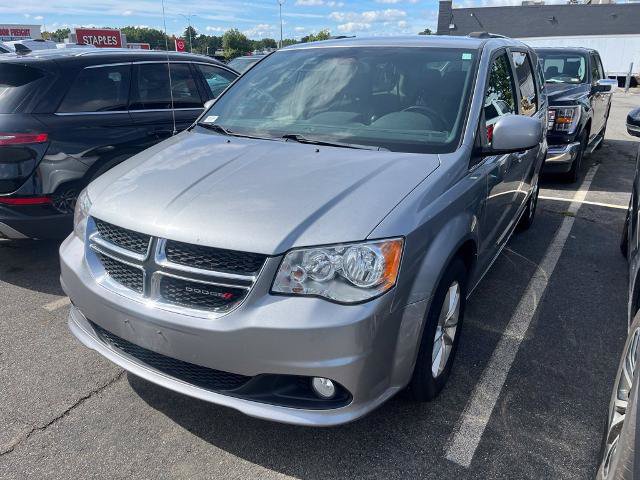 Used 2019 Dodge Grand Caravan SXT FWD image 2