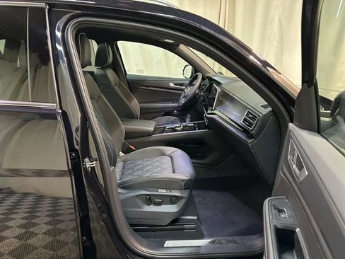 New 2026 Volkswagen Atlas Cross Sport SEL Premium R-Line image 37