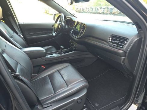 Used 2024 Dodge Durango GT AWD/4WD image 16