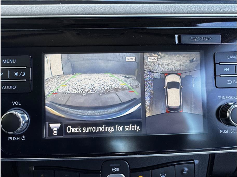 Used 2018 Nissan Leaf SL w/ SL Technology Package FWD image 24
