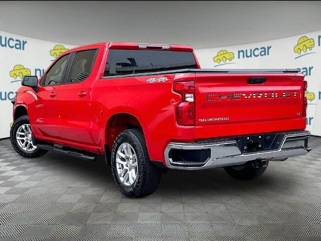 Used 2024 Chevrolet Silverado 1500 LT AWD/4WD image 4