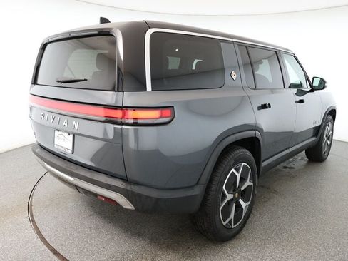 Used 2024 Rivian R1S Adventure AWD/4WD image 4
