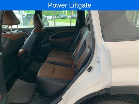 Used 2025 Subaru Forester Touring AWD/4WD image 11