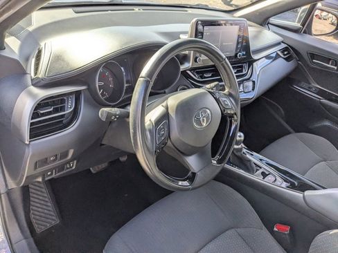 Used 2019 Toyota C-HR LE image 14