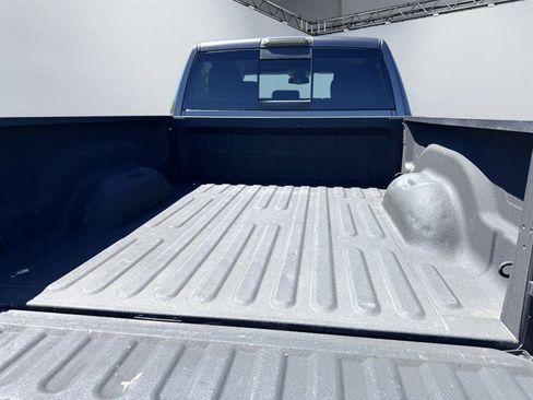 Used 2018 RAM 2500 Big Horn AWD/4WD image 7