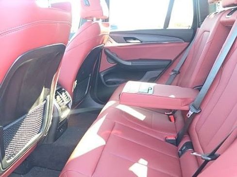 Used 2024 BMW X3 xDrive30i w/ Premium Package image 9