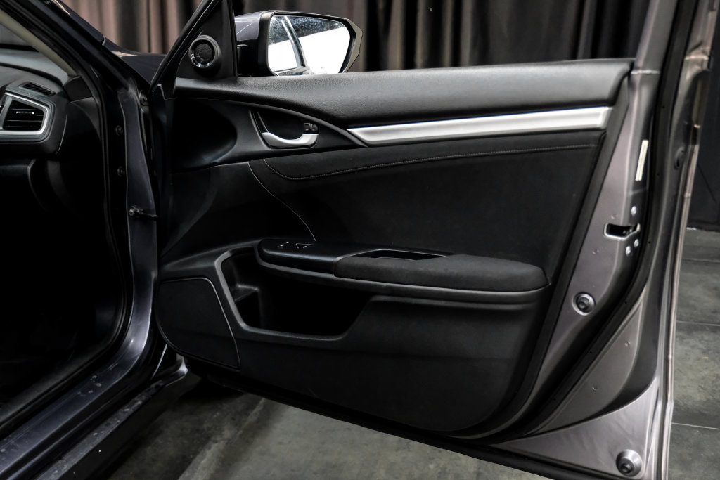 Used 2020 Honda Civic EX image 49