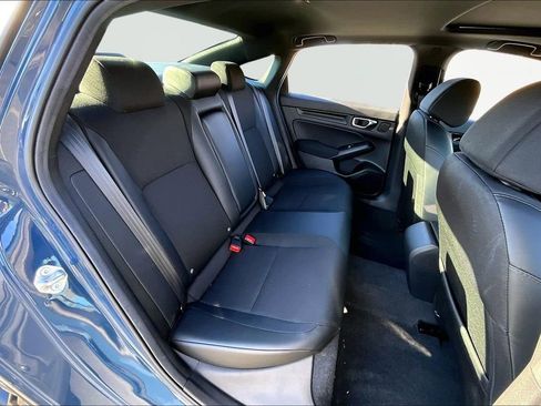 Certified 2025 Honda Civic Sport image 17