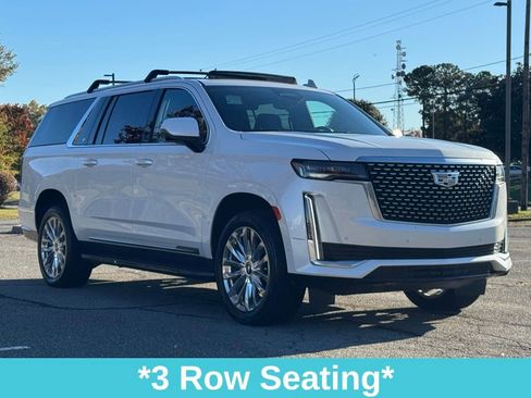 Used 2022 Cadillac Escalade ESV Premium Luxury image 11