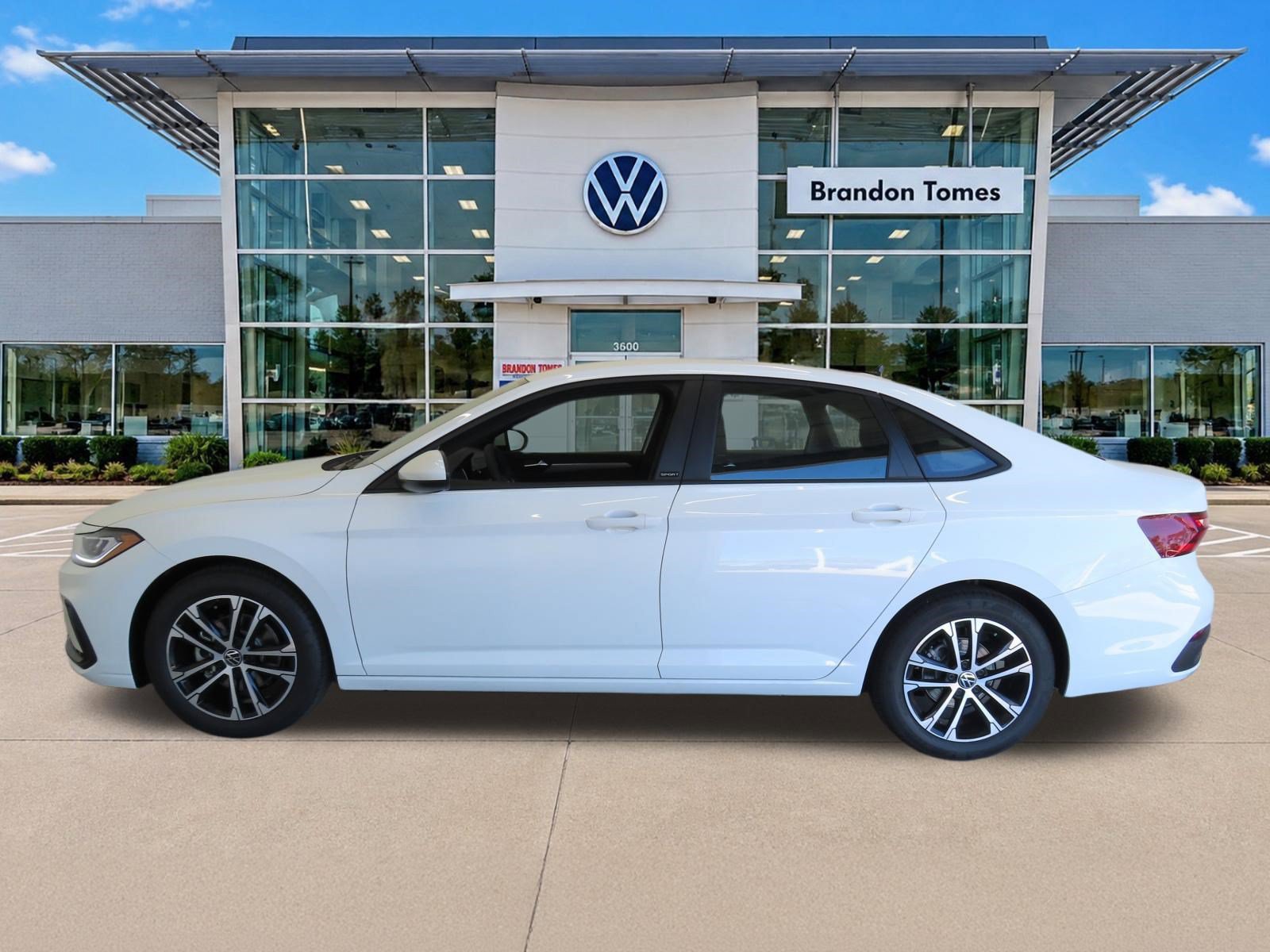 Used 2026 Volkswagen Jetta Sport FWD image 7