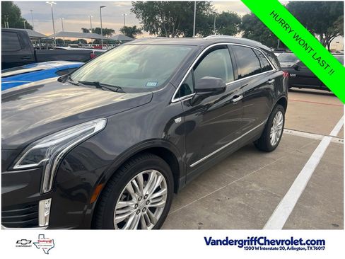 Used 2018 Cadillac XT5 Premium Luxury FWD image 7