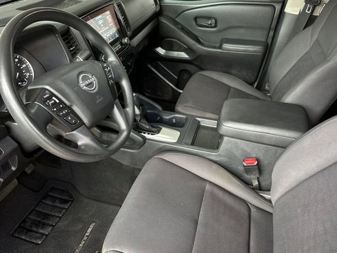 Used 2022 Nissan Frontier S w/ Technology Package image 9