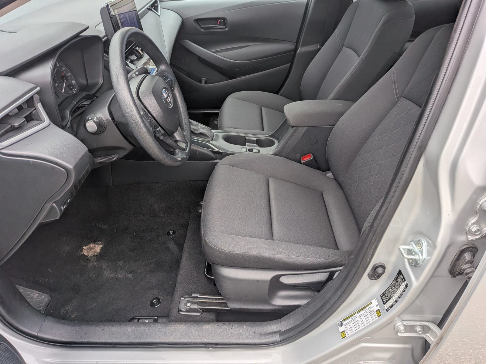 Used 2023 Toyota Corolla LE FWD image 17
