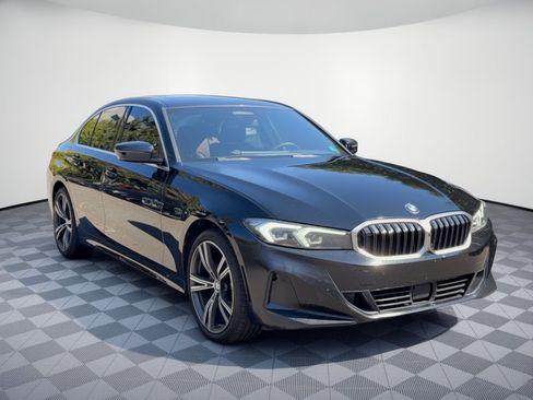 Used 2024 BMW 330i xDrive Sedan w/ Premium Package AWD/4WD image 7