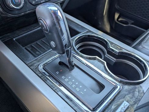 Used 2016 Ford Expedition Limited w/ Equipment Group 301A image 12