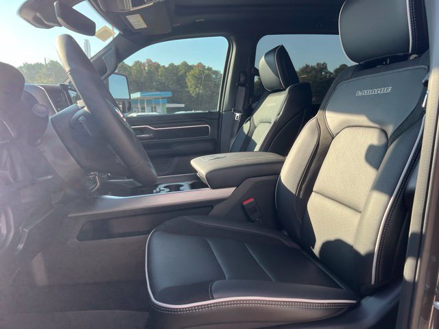 New 2027 RAM 1500 Laramie w/ Night Edition AWD/4WD image 17