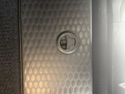 Used 2013 RAM 2500 Laramie w/ Protection Group image 40