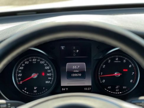 Used 2017 Mercedes-Benz GLC 300 4MATIC w/ Premium 1 Package image 32