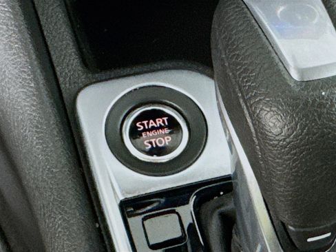 Used 2025 Nissan Sentra SV FWD image 20