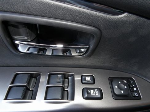 New 2025 Mitsubishi Outlander Sport SE image 17