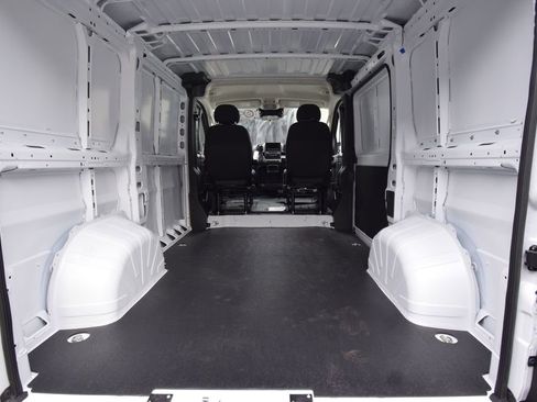 New 2026 RAM ProMaster 1500 w/ Cold Weather Group image 31