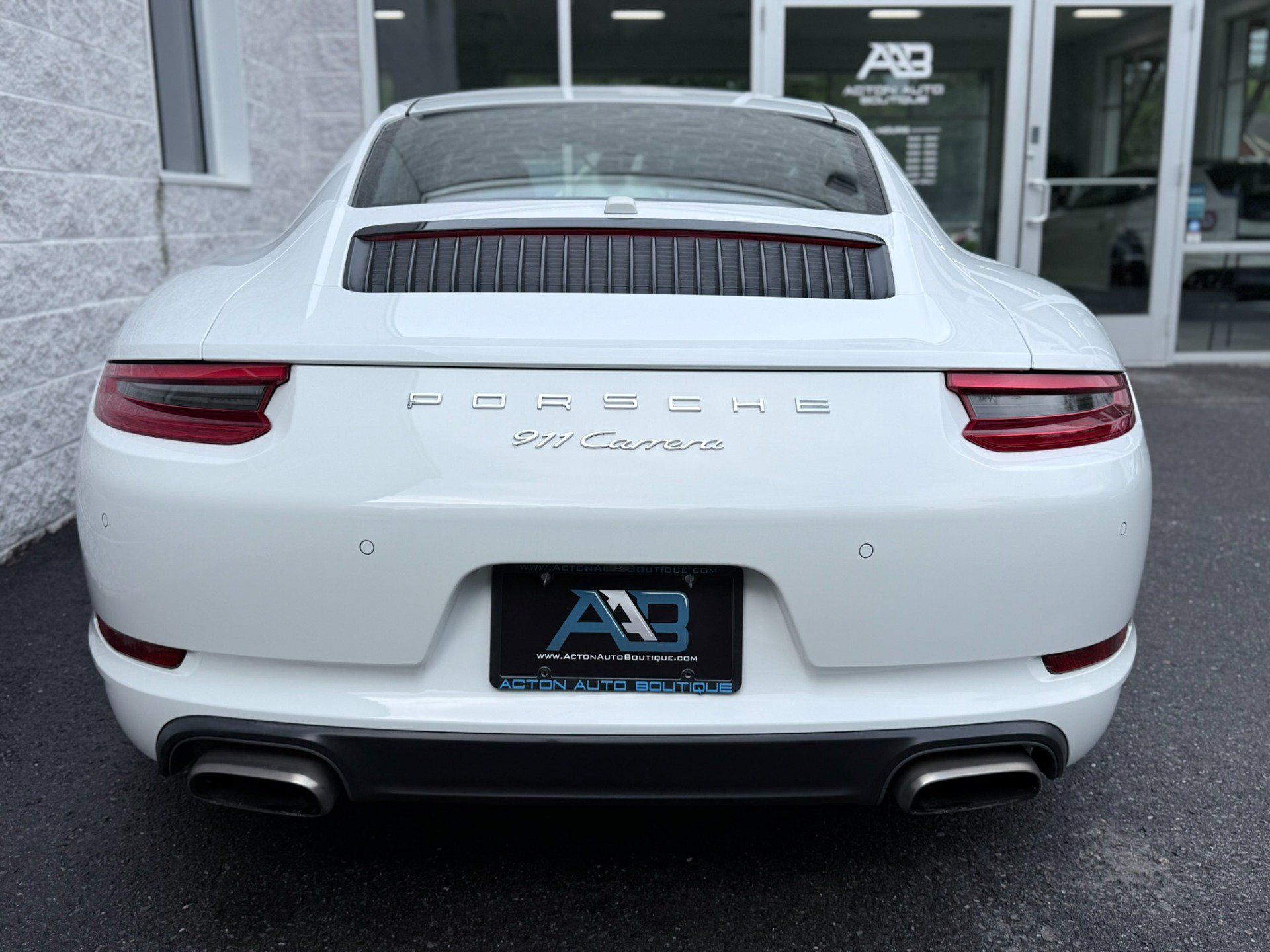 Used 2017 Porsche 911 Carrera 4 AWD/4WD image 40