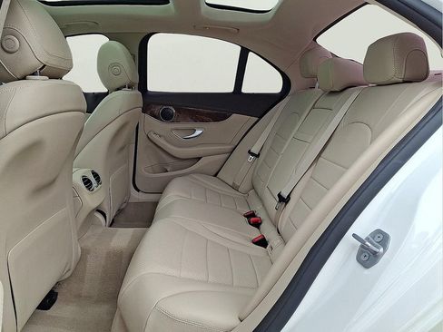 Used 2017 Mercedes-Benz C 300 4MATIC Sedan image 8