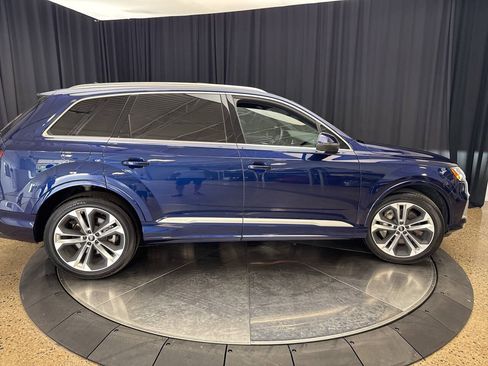 Used 2023 Audi Q7 3.0T Premium Plus w/ Premium Plus Package AWD/4WD image 10