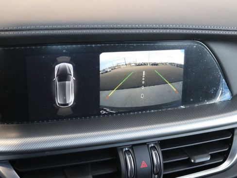 New 2025 Alfa Romeo Stelvio Sprint image 50